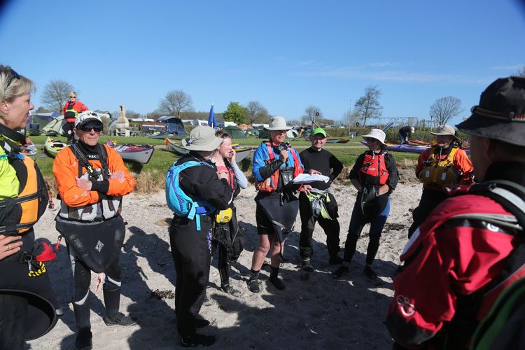 instruktør taler til mennesker
